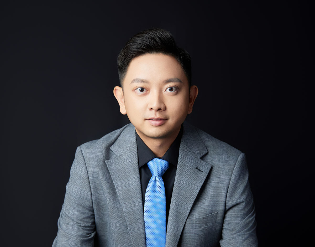 吳芃霆律師形象照
